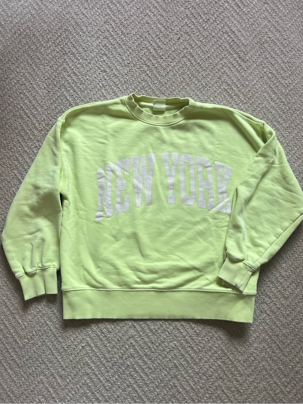 Zara New York Sweatshirt 9/10